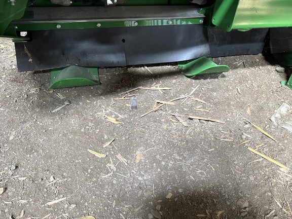 2025 John Deere CR 8 Header Corn Head