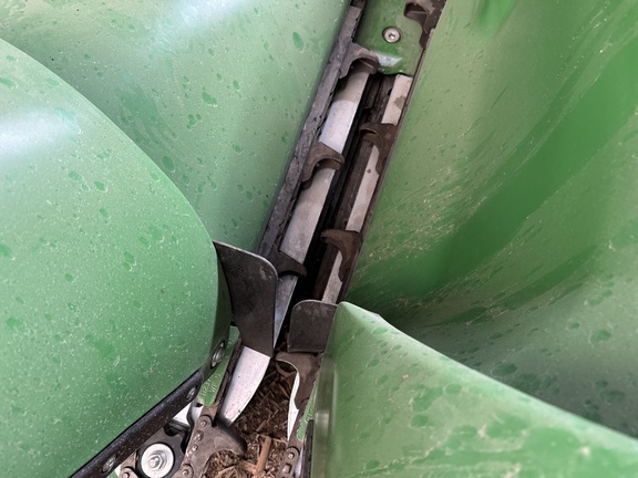 2025 John Deere CR 8 Header Corn Head