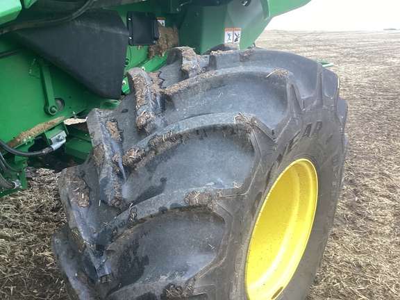 2022 John Deere S780 Combine