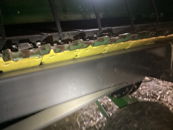 2025 John Deere RDF 35 Header Combine