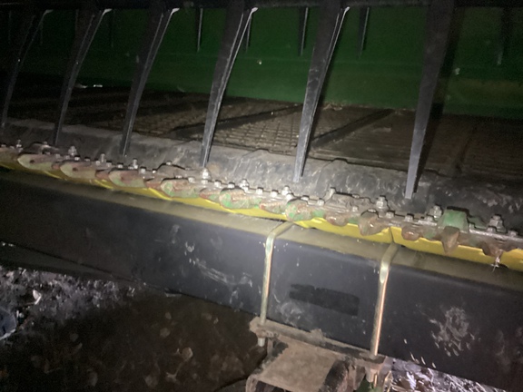 2025 John Deere RDF 35 Header Combine