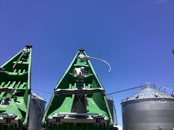 2025 John Deere CR 12 Header Corn Head