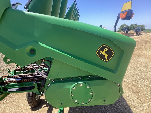 2025 John Deere CR 12 Header Corn Head