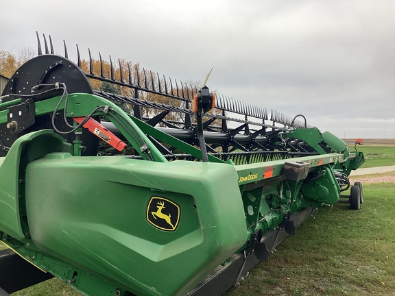 2022 John Deere RD45F Header Combine