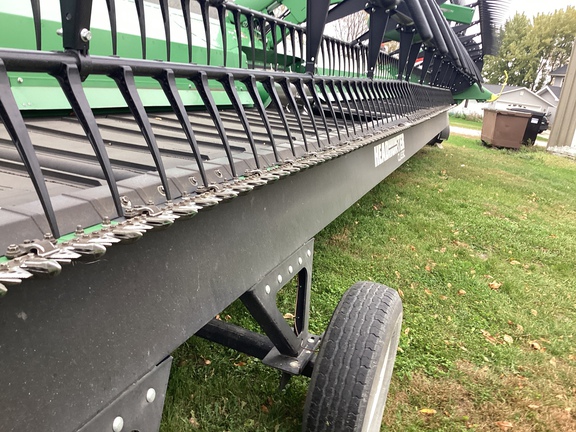 2022 John Deere RD45F Header Combine