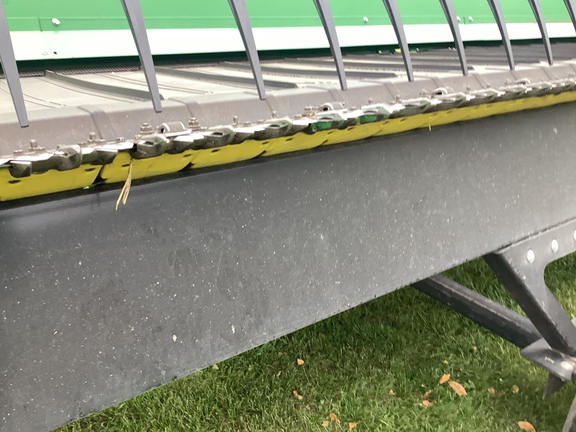 2022 John Deere RD45F Header Combine
