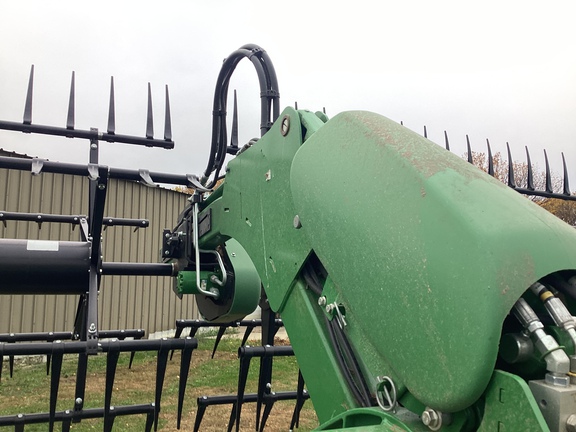 2022 John Deere RD45F Header Combine