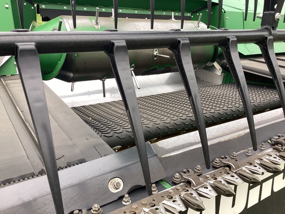 2022 John Deere RD45F Header Combine