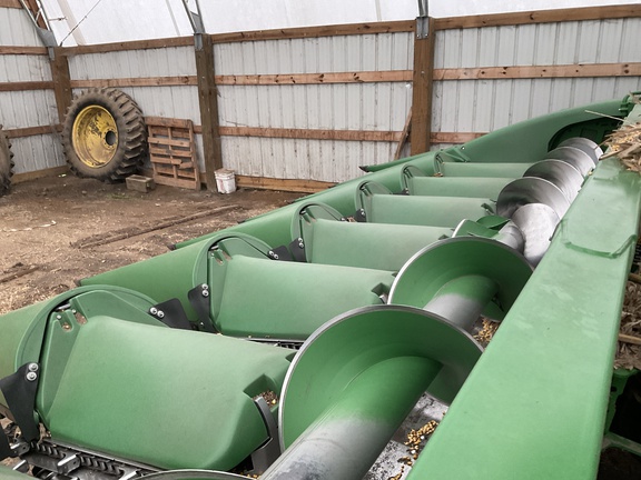 2020 John Deere 708C Header Corn Head