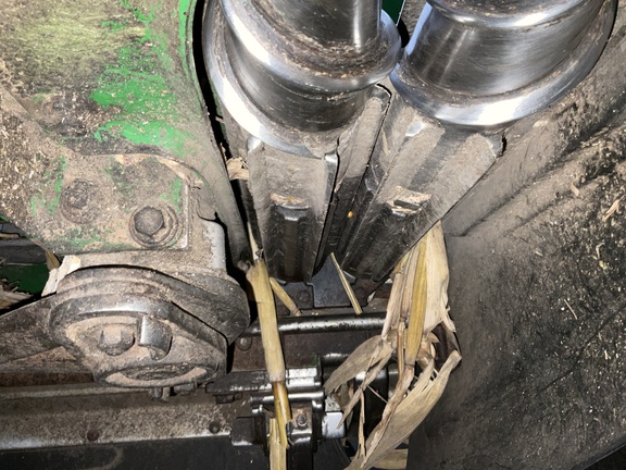 2020 John Deere 708C Header Corn Head