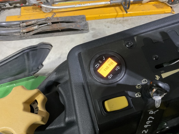 2022 John Deere Z997R Mower/Zero Turn