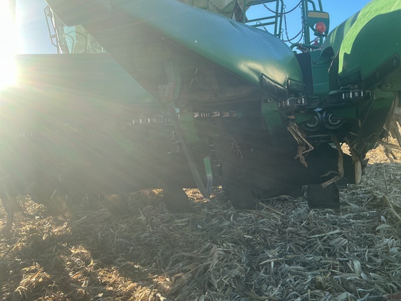 2010 John Deere 608C Header Corn Head