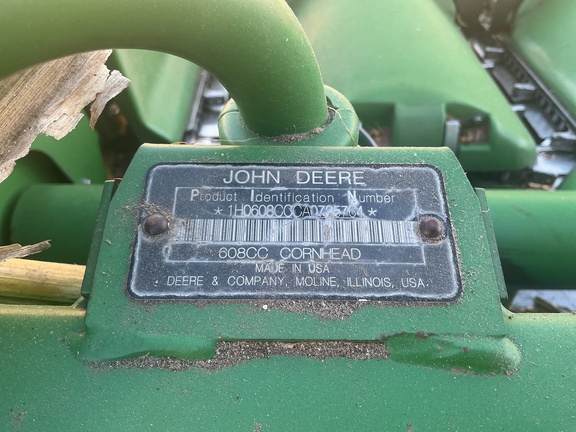 2010 John Deere 608C Header Corn Head