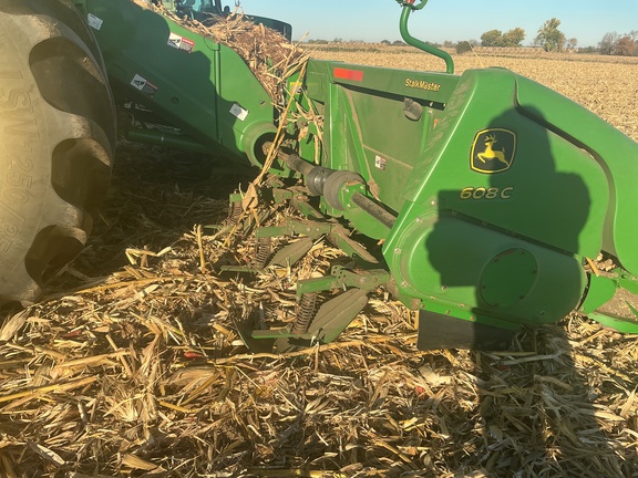 2010 John Deere 608C Header Corn Head