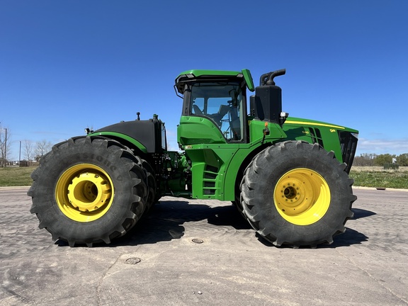 2023 John Deere 9R 640 Tractor 4WD