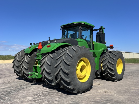 2023 John Deere 9R 640 Tractor 4WD