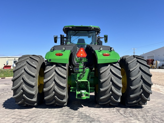 2023 John Deere 9R 640 Tractor 4WD