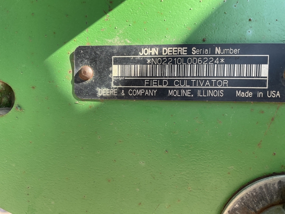 2008 John Deere 2210 Field Cultivator