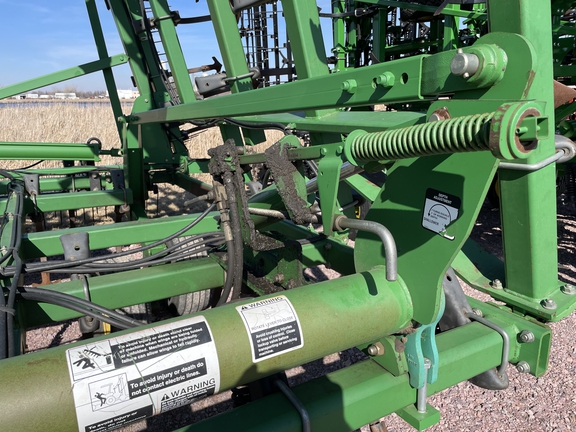 2008 John Deere 2210 Field Cultivator