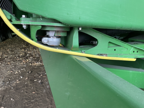 2022 John Deere HD50F Header Combine