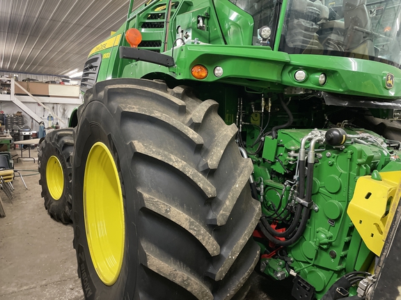 2023 John Deere 9900 Forage Harvester