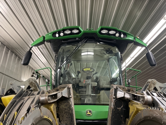 2023 John Deere 9900 Forage Harvester