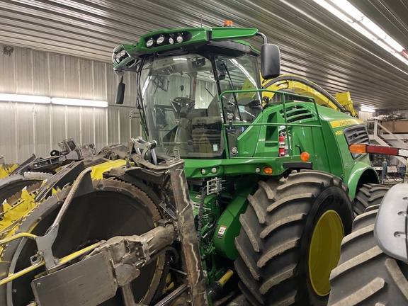 2023 John Deere 9900 Forage Harvester