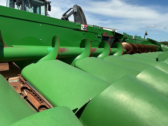 2022 John Deere C12R Header Corn Head