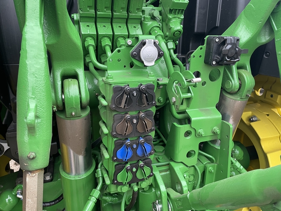 2023 John Deere 6R 165 Tractor