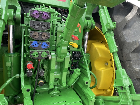 2023 John Deere 8R 310 Tractor