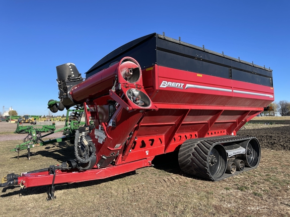 2021 Brent 1396 Grain Cart