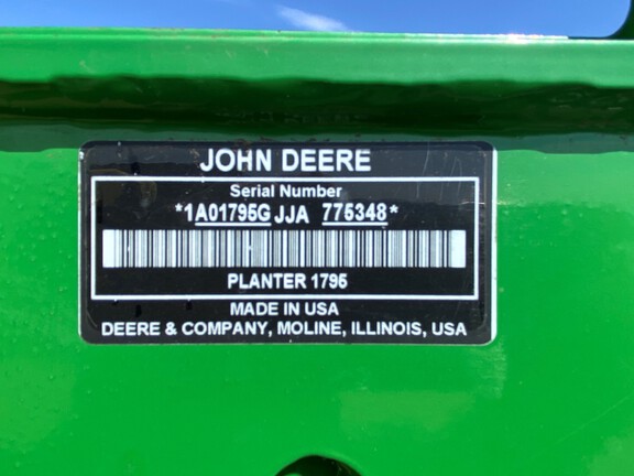 2018 John Deere 1795 Planter