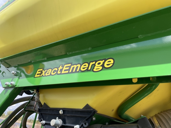 2018 John Deere 1795 Planter