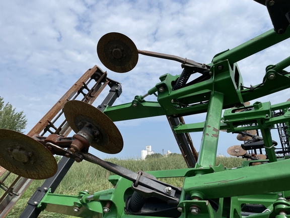 2017 John Deere 2730 Disk Ripper