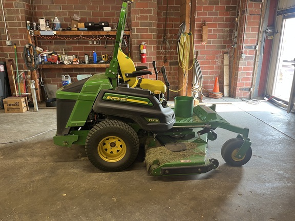 2023 John Deere Z997R Mower/Zero Turn