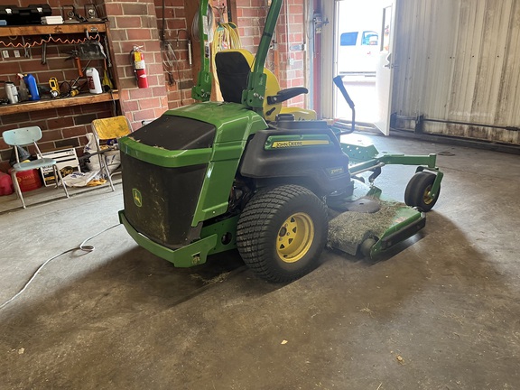 2023 John Deere Z997R Mower/Zero Turn