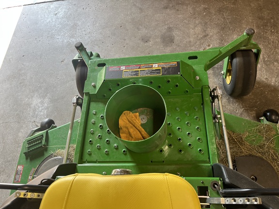 2023 John Deere Z997R Mower/Zero Turn