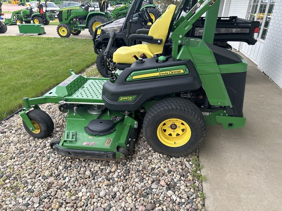 2023 John Deere Z997R Mower/Zero Turn