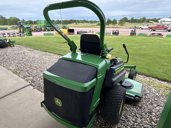 2023 John Deere Z997R Mower/Zero Turn