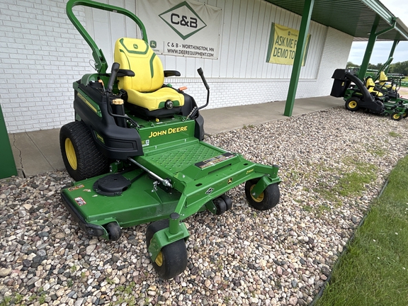 2023 John Deere Z997R Mower/Zero Turn