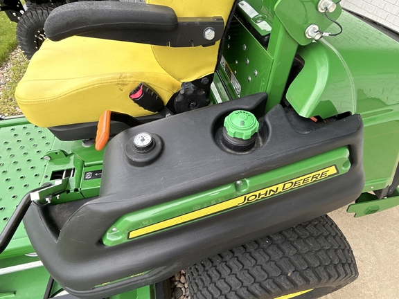 2023 John Deere Z997R Mower/Zero Turn