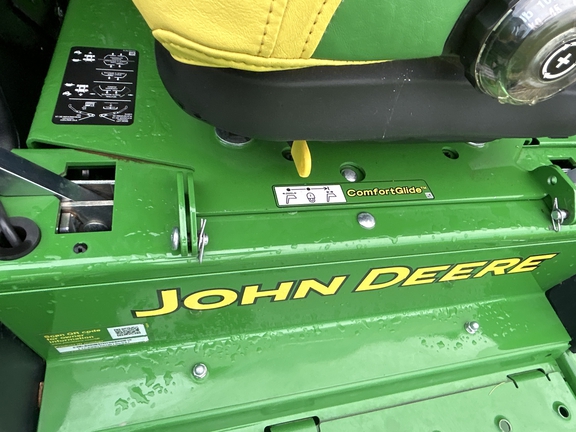 2023 John Deere Z997R Mower/Zero Turn