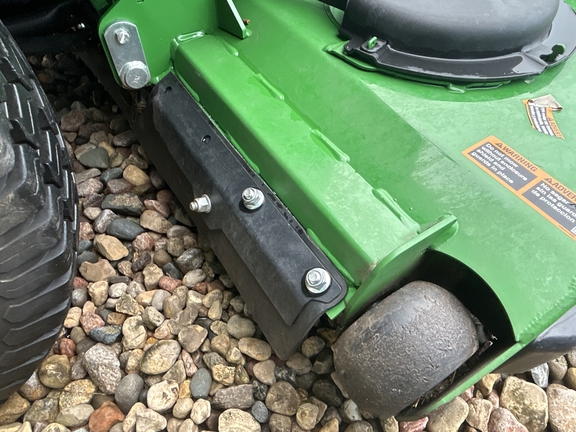 2023 John Deere Z997R Mower/Zero Turn