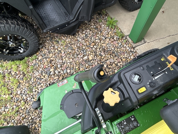 2023 John Deere Z997R Mower/Zero Turn