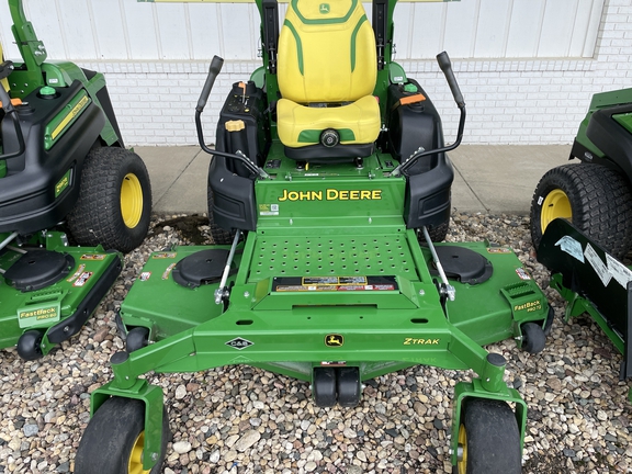 2023 John Deere Z997R Mower/Zero Turn