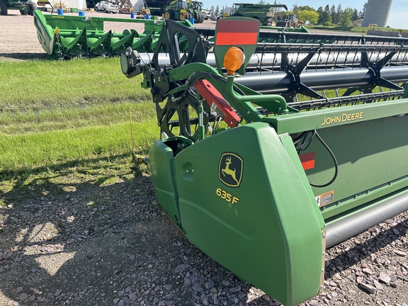 2016 John Deere 635F Header Combine