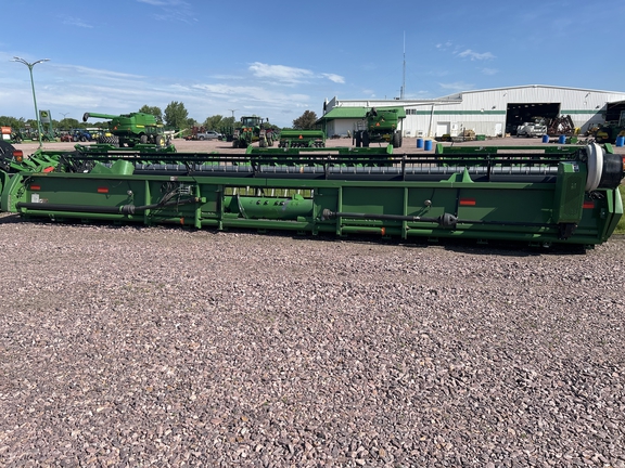 2016 John Deere 635F Header Combine