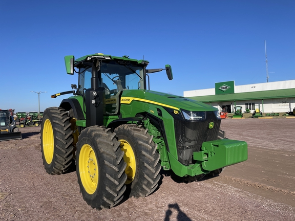 2023 John Deere 8R 370 Tractor