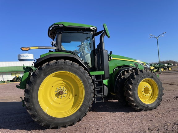 2023 John Deere 8R 370 Tractor