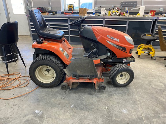 2008 Kubota GR2110 Garden Tractor